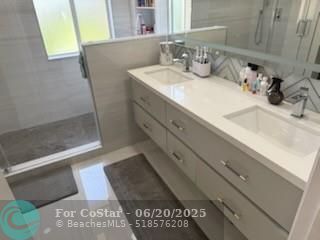 Foto del edificio - 5450 NW 122nd Dr