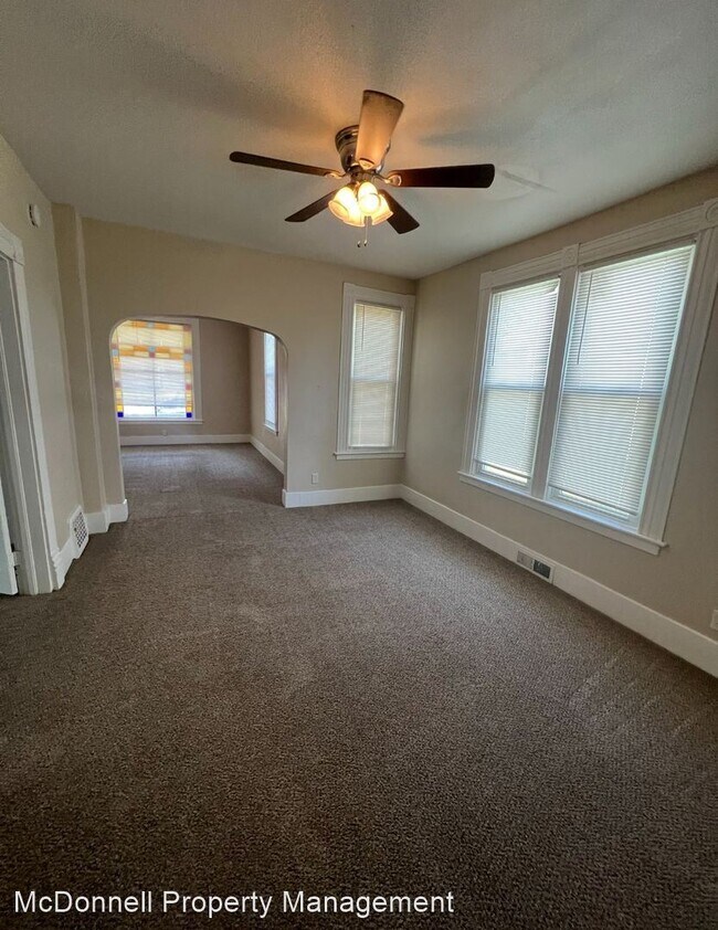 Building Photo - 4 br, 2 bath House - 511 W 15th St.
