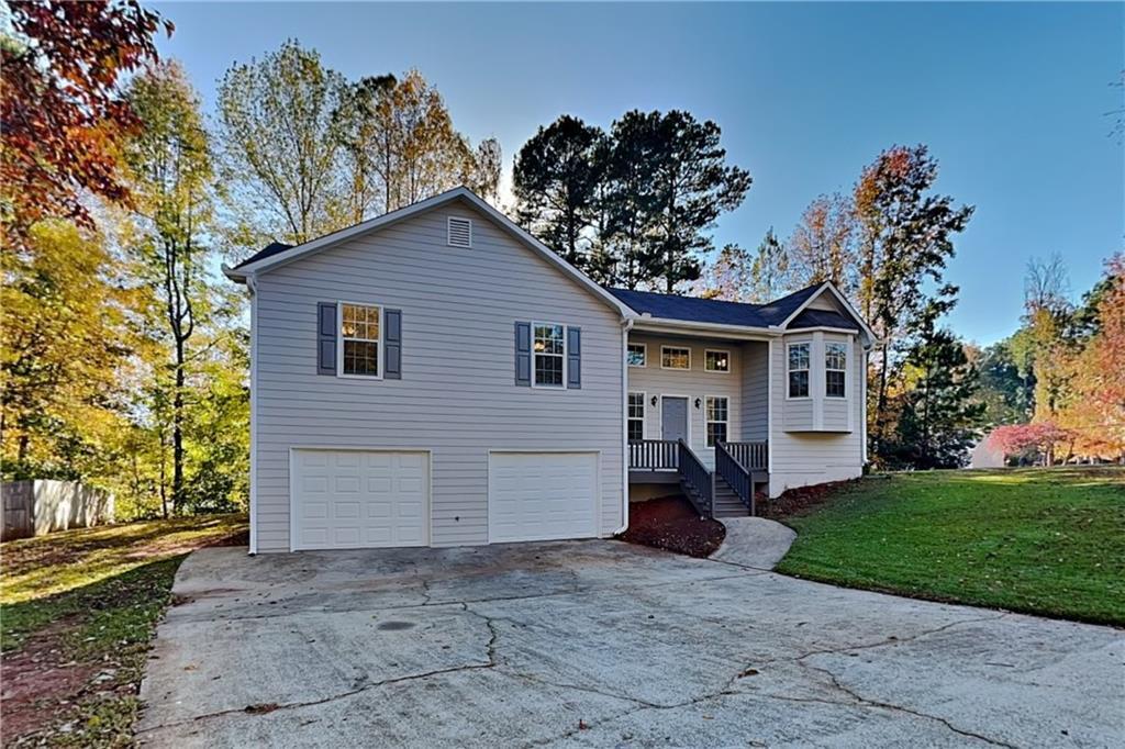 Primary Photo - 260 King William Dr