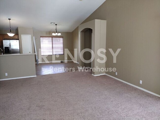Foto del edificio - Self-Tour with Rently! Beautiful 3BR + Den Home in Parkwood Ranch!