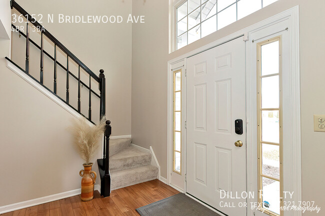 Foto del edificio - 36152 N Bridlewood Ave