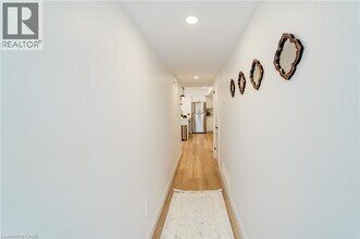 Building Photo - 825 Stirling Ave S