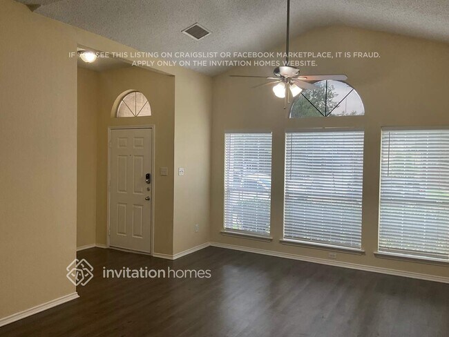 Foto del edificio - 6316 Fern Meadow Dr