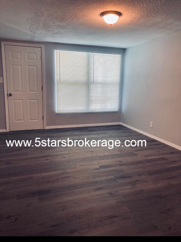 Foto del edificio - 5024 Emerson Ave S