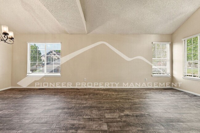 Foto del edificio - 9603 Laredo St