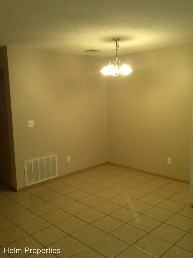 Foto del edificio - 407 E Rodgers St