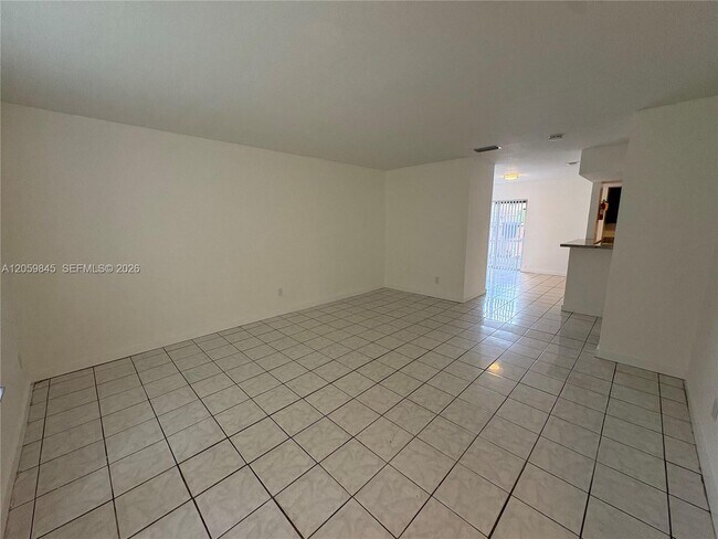 Foto del edificio - 5963 NW 23rd St