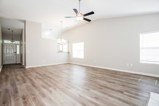 Foto del edificio - 3-Bedroom Charlotte Home!