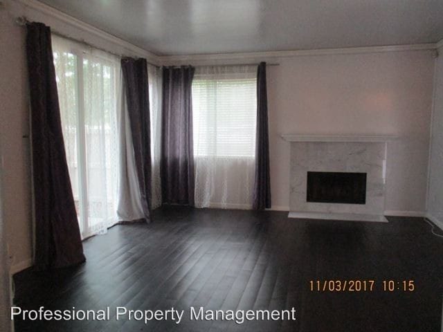 Building Photo - 2737 East Ct