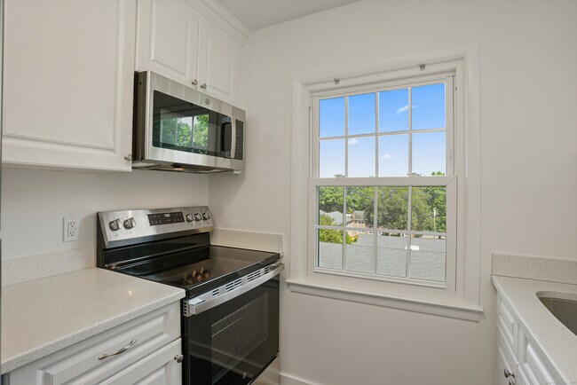 Foto del edificio - 70 Heritage Hill Rd