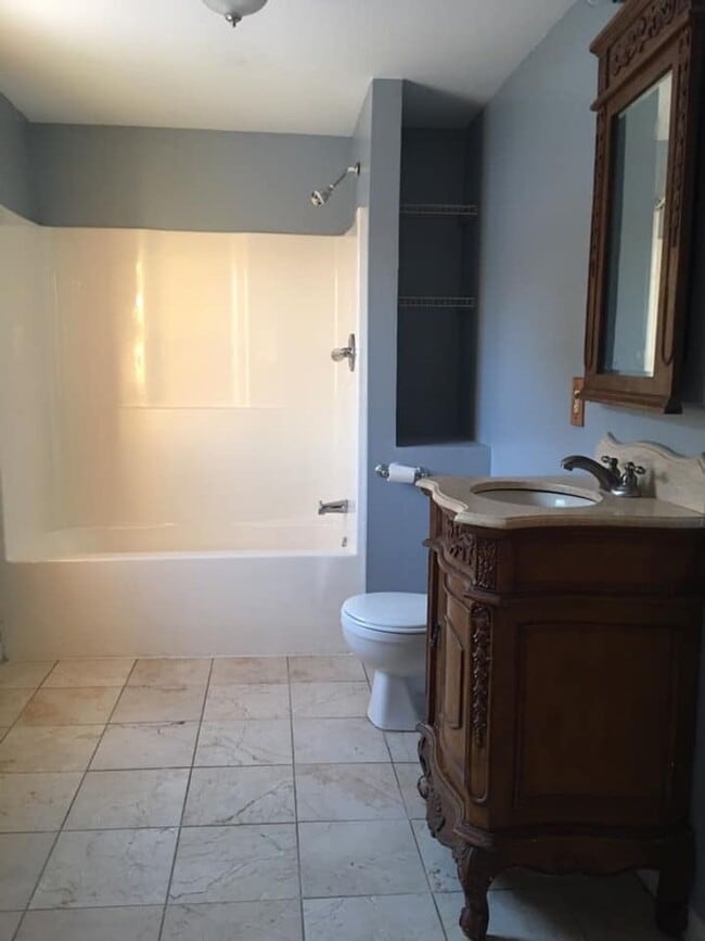 Foto del edificio - 24512 1st St