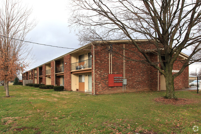 Primary Photo - Heatherfield Apartments