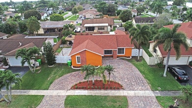Building Photo - 11910 NW 38th Pl