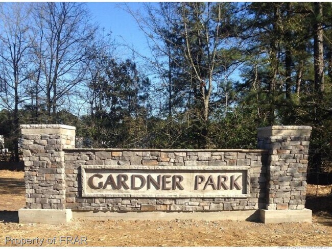 Building Photo - 2635 Gardner Park Dr