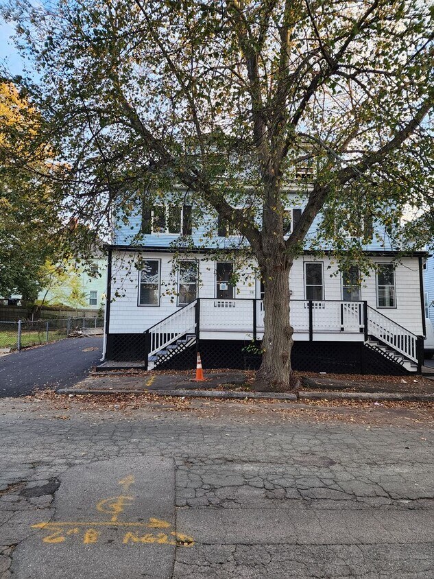 Primary Photo - 38-40 Simon St