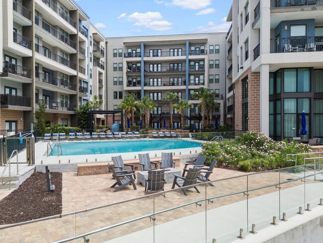 River House apartments — community photo - River House