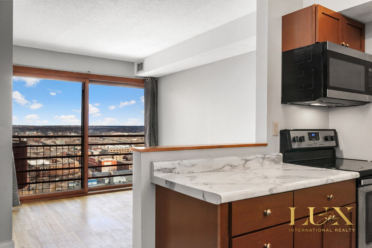 Foto principal - 66 9th St E