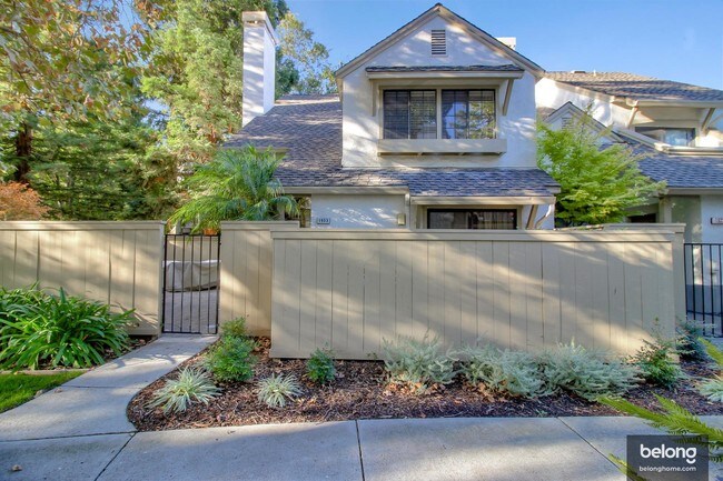 Building Photo - 1933 Huxley Ct