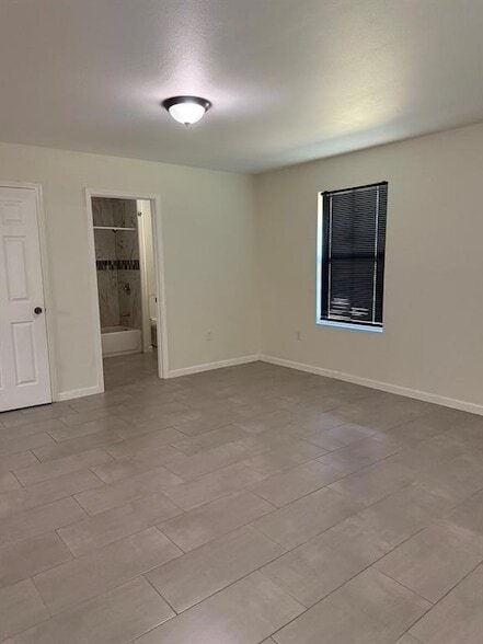 Building Photo - 133 LA-1077