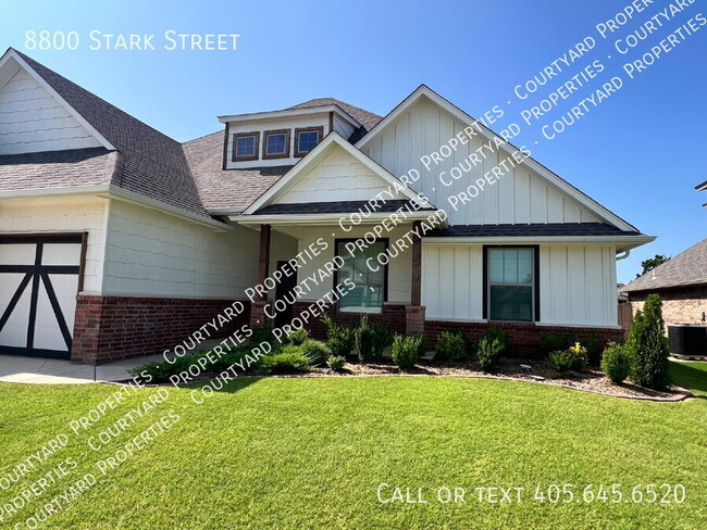 Building Photo - 8800 Stark St