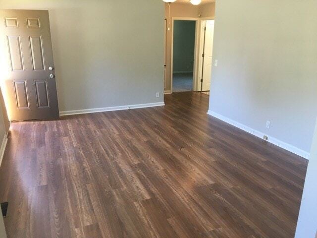 Building Photo - 4823 Shadowlawn Dr