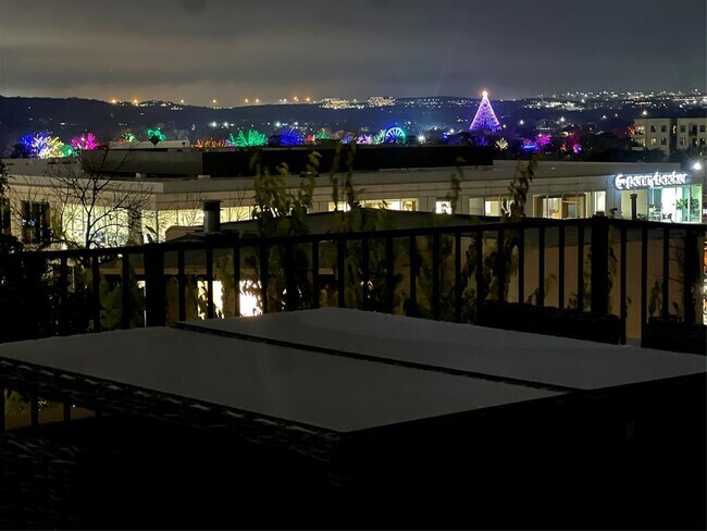 Foto del edificio - 1106 W 6th St