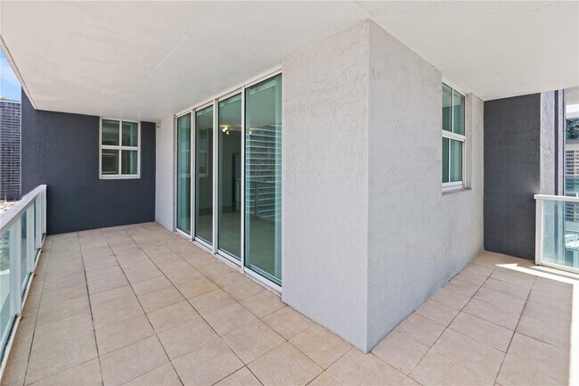 Foto del edificio - 1250 S Miami Ave