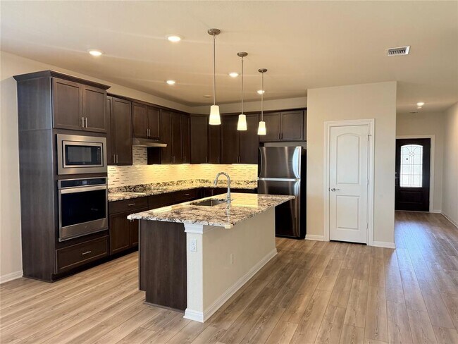 Foto del edificio - 508 Red Knot Ave