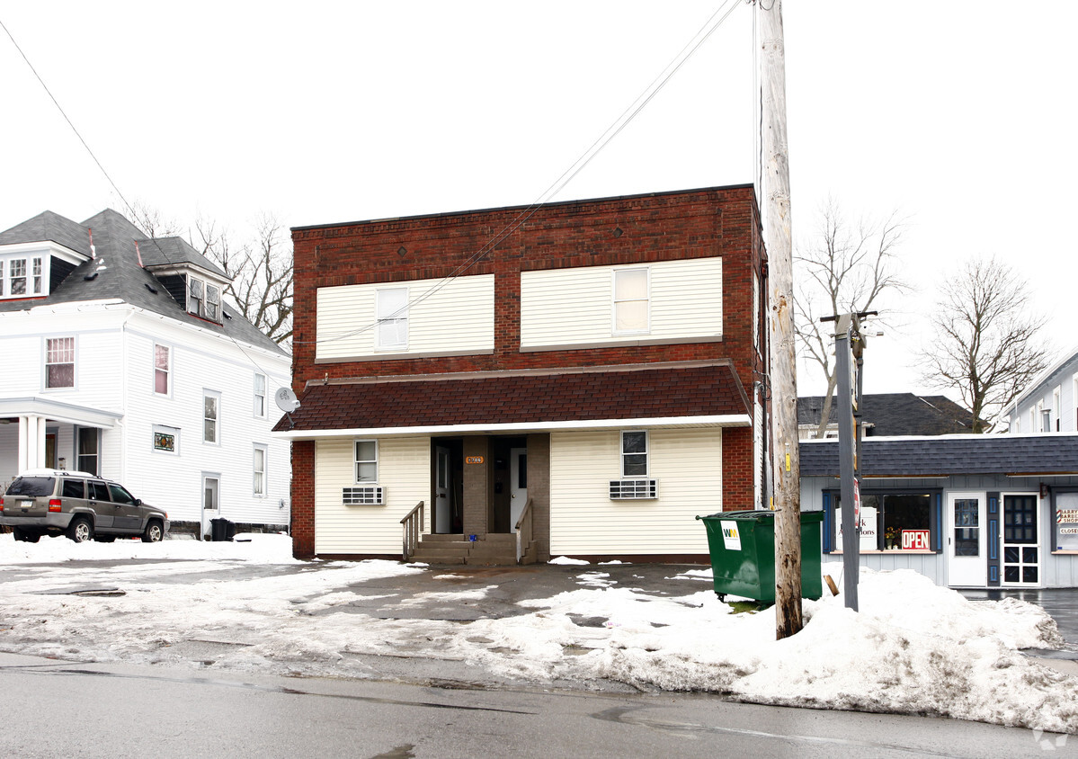 Building Photo - 1706 Highland Ave