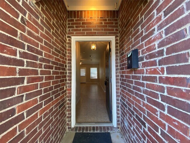 Foto del edificio - 301 W Prairie St