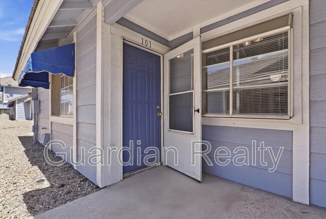 Building Photo - 5355 Rod Ct