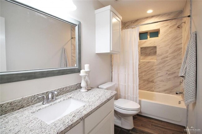 Building Photo - 15 Coyote Hls