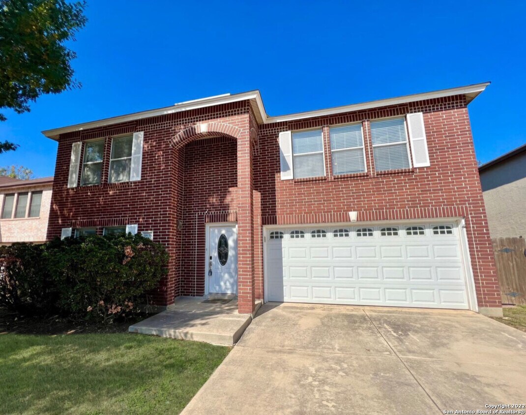 Foto principal - 9635 Roy Croft Ave