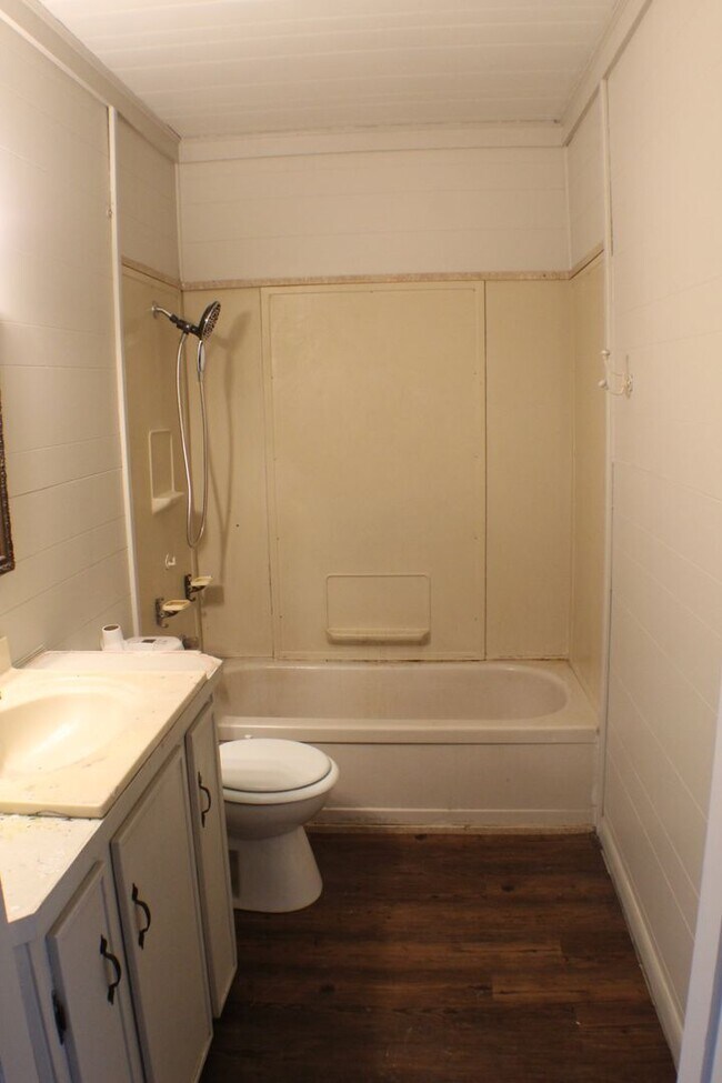 Foto del edificio - House For Rent in Westlake
