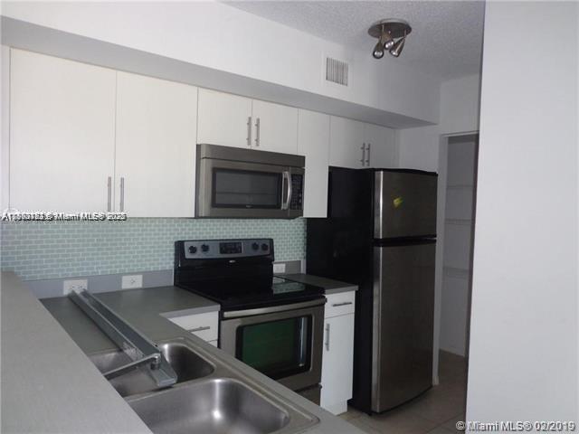 Foto del edificio - 777 SW 111th Way
