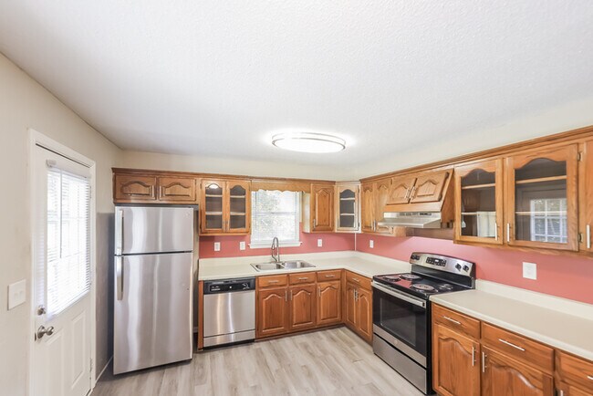 Building Photo - Charming Split Level Home in Birmingham, AL!