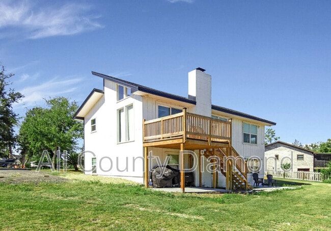 Building Photo - 7248 Shady Dr