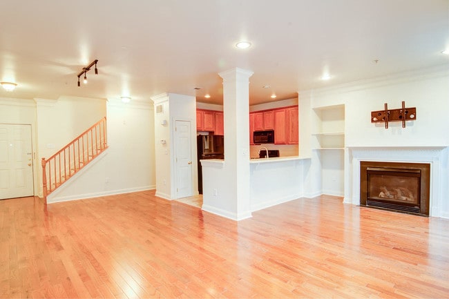 Living/Dining Room - 808 Donato Cir