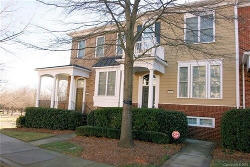 Primary Photo - Townhouse - Fort Mill, SC