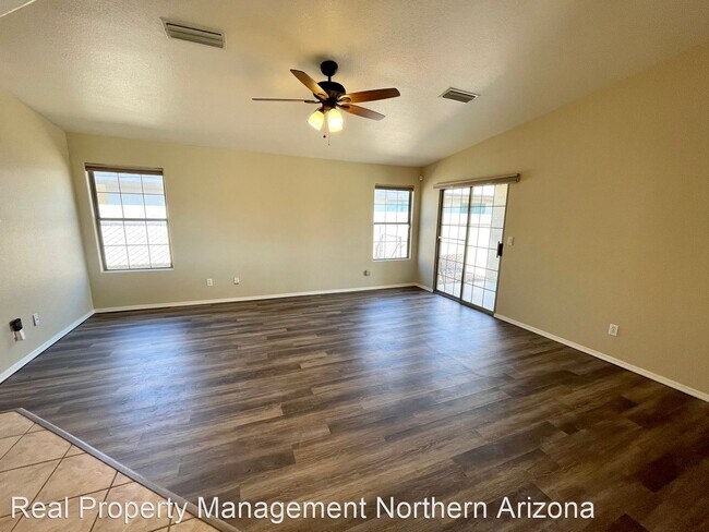 Foto del edificio - 2 br, 2 bath House - 702 Harrison St.