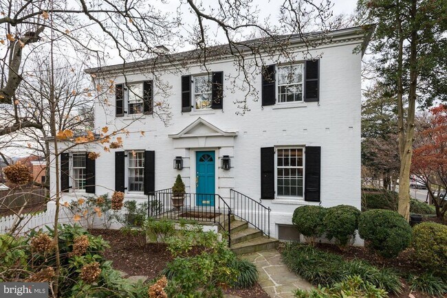 Building Photo - 4640 Reservoir Rd NW