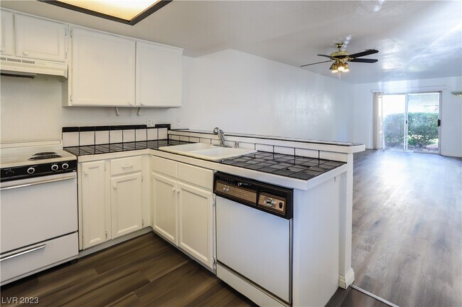 Foto del edificio - 6250 W Flamingo Rd