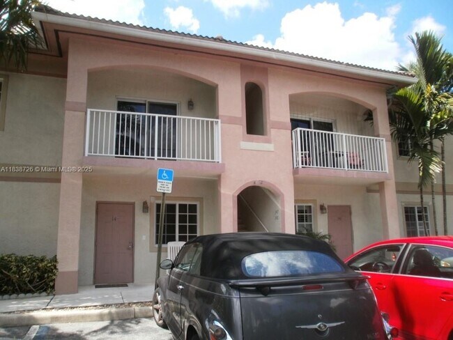 Foto del edificio - 4812 Washington St