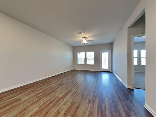 Building Photo - 4812 Hunter Hurst Dr