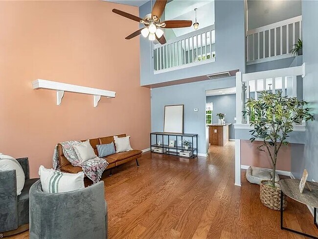 Building Photo - 660 Grasswren Way