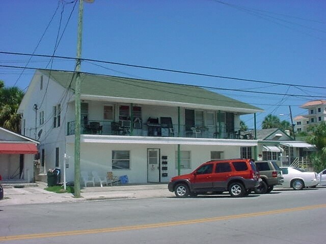 Primary Photo - 638-644 Mandalay Ave
