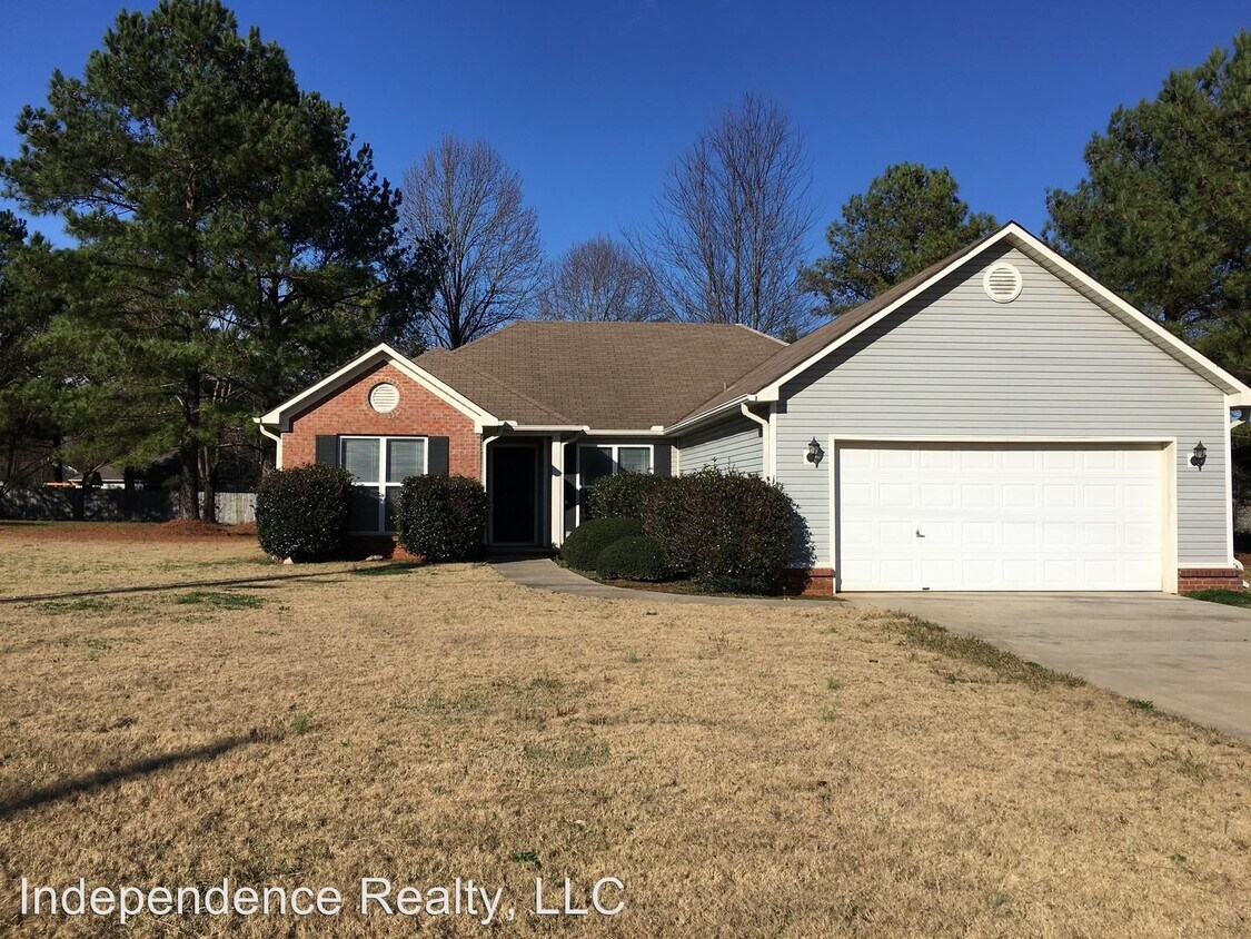 3 br, 2 bath House 107 Lisa Michele Dr House for Rent in Huntsville