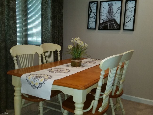 Foto del edificio - 8 Troon Ter