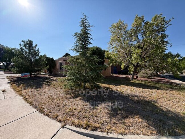 Foto del edificio - 602 Quincy St SE