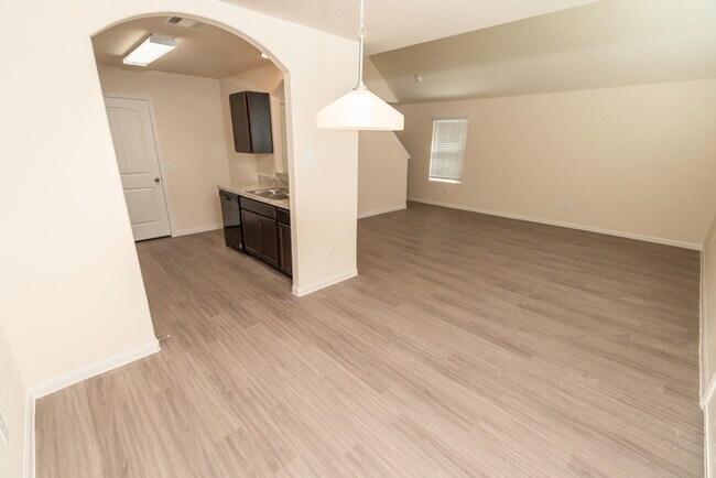 Building Photo - 3923 Richey Silver St